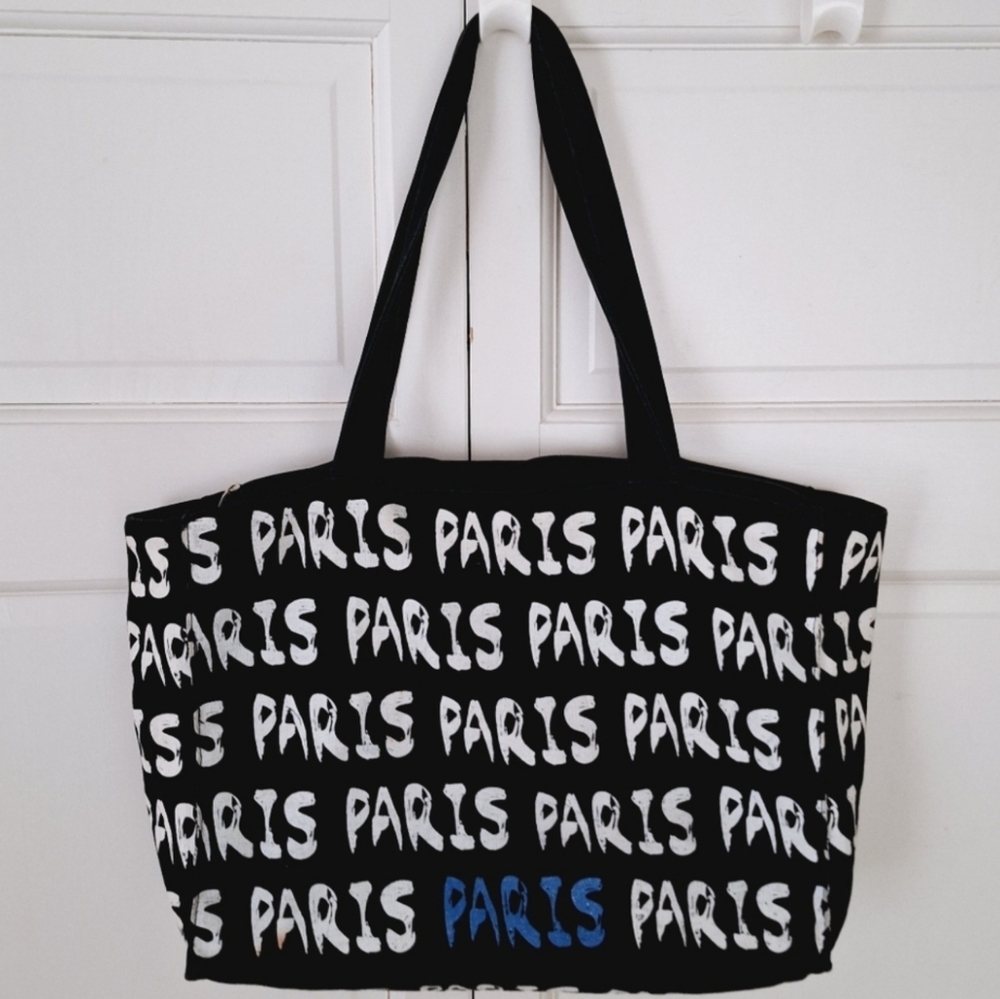 Robin Ruth "Paris" tote bag